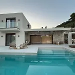 Alba D'oro Villa *