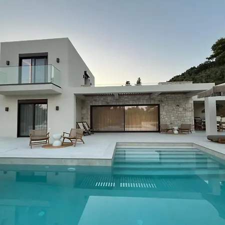 Alba D'oro Villa *